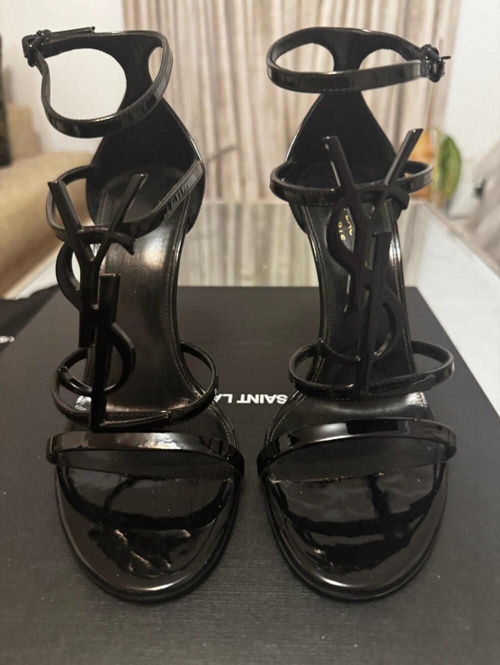 Saint Laurent Black Patent YSL Logo Sandals - Picture 9 of 10